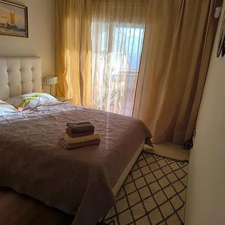 Residencial Sunset 2 Bedrooms En Calle Galicia 43 Адехе