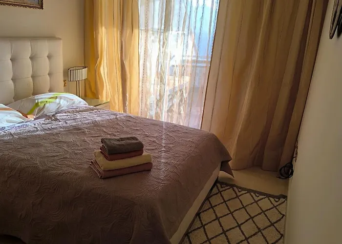 Residencial Sunset 2 Bedrooms En Calle Galicia 43 Адехе